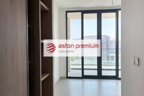 4 bedrooms Villa in Jebel Ali, UAE No. 198943 15