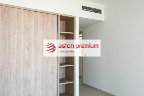 4 bedrooms Villa in Jebel Ali, UAE No. 198943 10