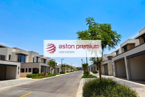 4 bedrooms Townhouse in Jebel Ali, UAE No. 198944 5