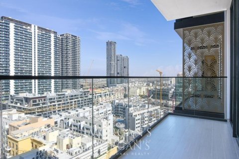 Квартира с 3 спальнями в EMAAR Beachfront, ОАЭ №76868 24