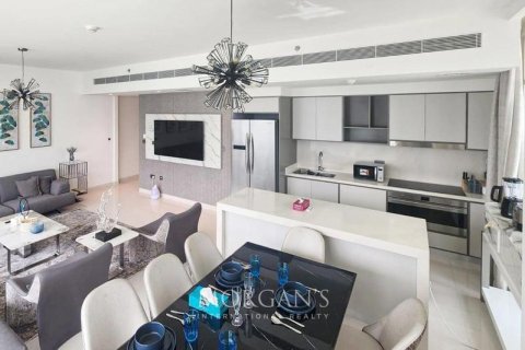 Квартира с 3 спальнями в EMAAR Beachfront, ОАЭ №76868 28