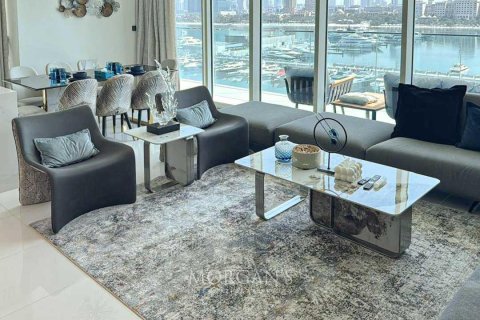 Квартира с 3 спальнями в EMAAR Beachfront, ОАЭ №76868 2