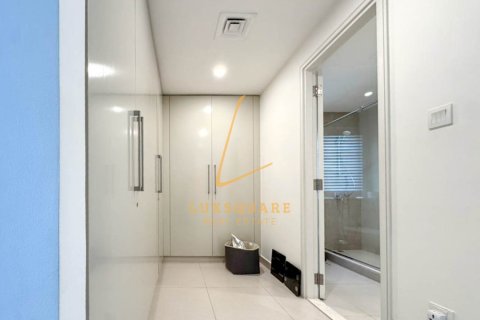 Villa de 4 dormitorios No. 124975 11