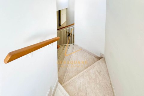 Villa de 4 dormitorios No. 124975 8