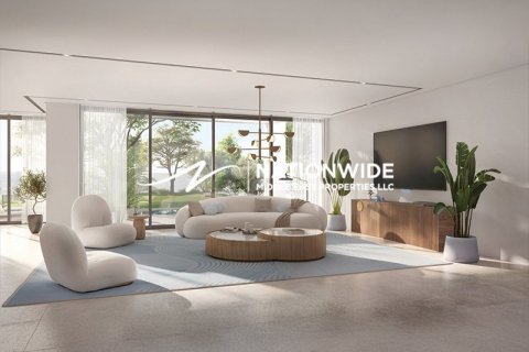 5 bedrooms Villa in Abu Dhabi, UAE No. 136194 3