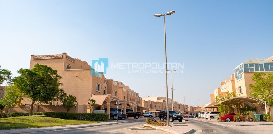 Townhouse de 4 dormitorios en Al Reef, UAE No. 144935