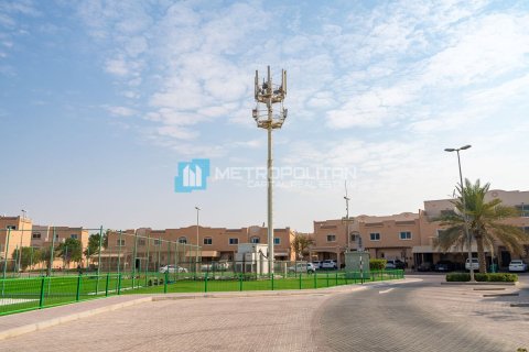 Townhouse de 4 dormitorios en Al Reef, UAE No. 144935 4