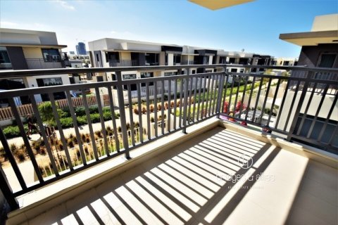 3 bedrooms Villa in Dubai Hills Estate, UAE No. 144929 3