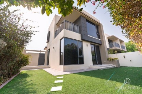 4 bedrooms Villa in Dubai Hills Estate, UAE No. 144930 4