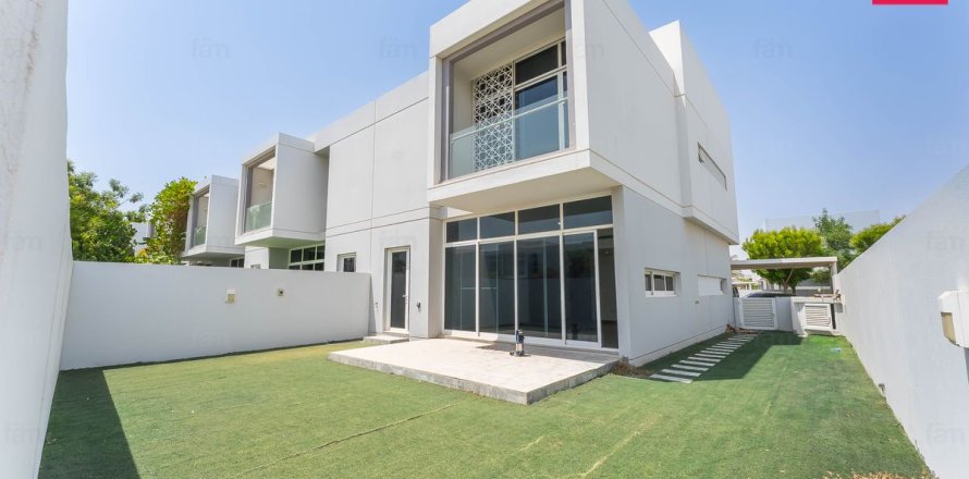 Townhouse de 3 dormitorios en Dubai, UAE No. 168565