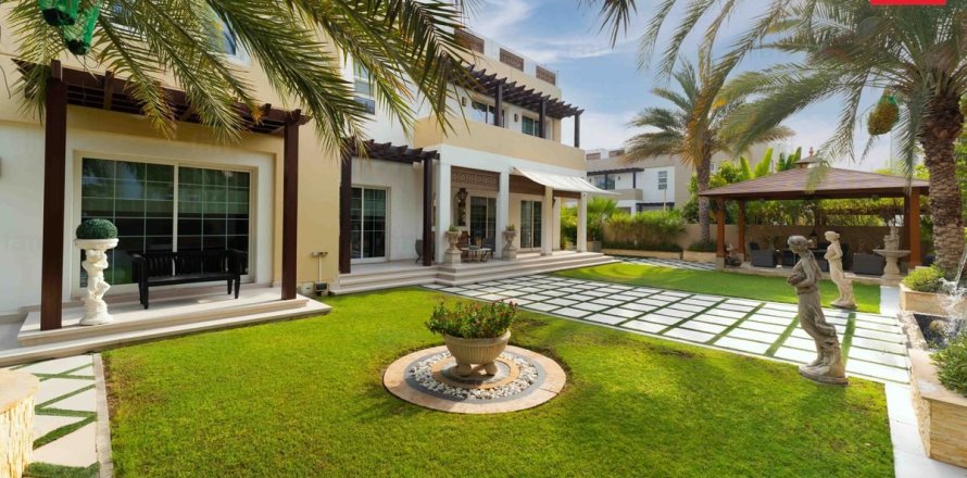 5 غرفة نوم  فيلا في دبي, الإمارات العربية المتحدة رقم 168560