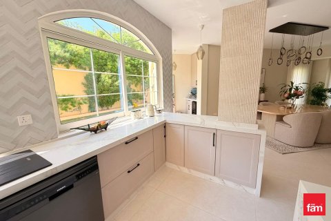 5 bedrooms Villa  No. 112060 9