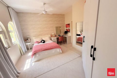 5 bedrooms Villa  No. 112060 11