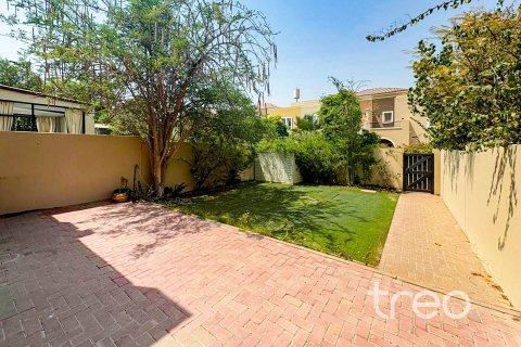 Villa de 3 dormitorios en Arabian Ranches, UAE No. 186760 3