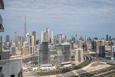 2 bedrooms Apartment in Business Bay, UAE No. 195134 8