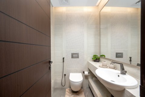 2 bedrooms Apartment in Business Bay, UAE No. 195134 4