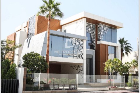 6 bedrooms Villa in Signature Villas, UAE No. 77511 1