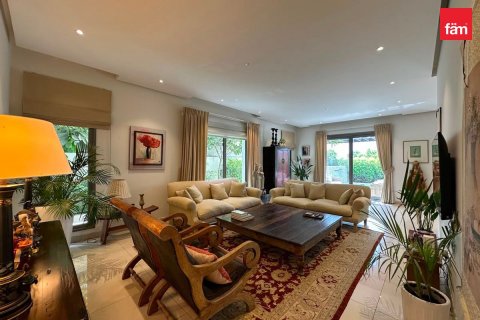6 bedrooms Villa in Al Furjan, UAE No. 203318 5