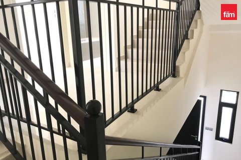 5 bedrooms Townhouse in Dubai, UAE No. 167800 6
