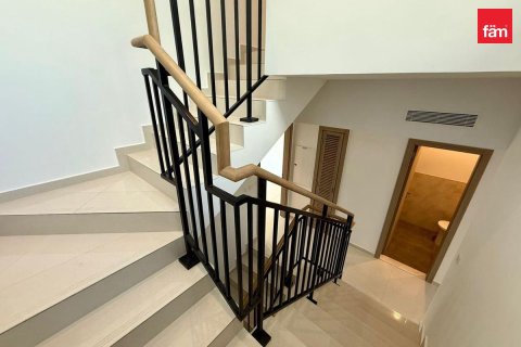 3 bedrooms Townhouse in Dubai, UAE No. 167798 8