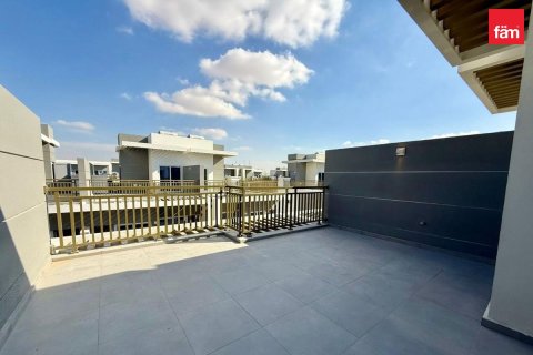 3 bedrooms Townhouse in Dubai, UAE No. 167798 6