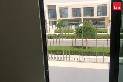 3 bedrooms Villa in Dubai, UAE No. 167804 12