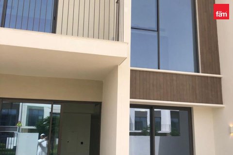 3 bedrooms Villa in Dubai, UAE No. 167804 13