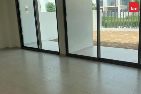 3 bedrooms Villa in Dubai, UAE No. 167804 6
