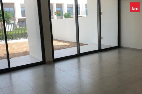 3 bedrooms Villa in Dubai, UAE No. 167804 5