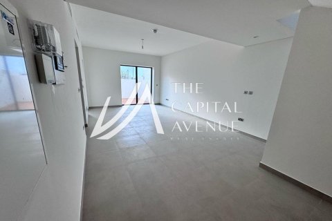 Townhouse de 2 dormitorios en  Yas Island, UAE No. 86691 5