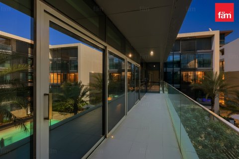 Apartment de 2 dormitorios en City Walk, UAE No. 166602 24