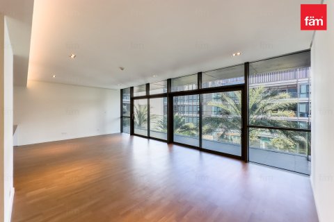 Apartment de 2 dormitorios en City Walk, UAE No. 166602 3