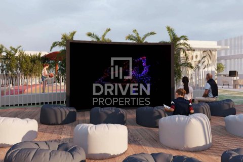 Квартира студия в Dubai Residence Complex, ОАЭ №190117 11