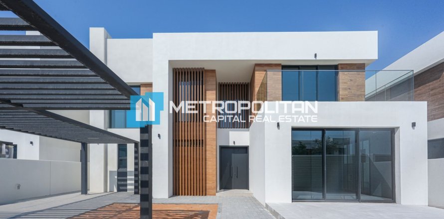 Villa de 4 chambres à Saadiyat Island, UAE No. 135481