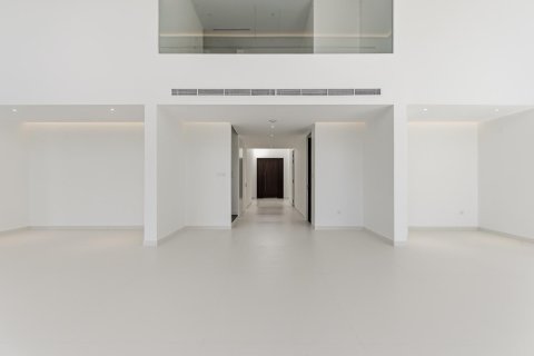 Вилла с 4 спальнями в Jumeirah Islands, ОАЭ №208691 6