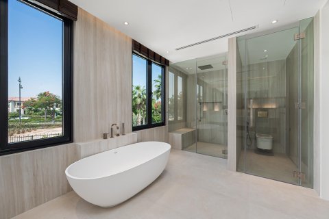 Вилла с 4 спальнями в Jumeirah Islands, ОАЭ №208691 27