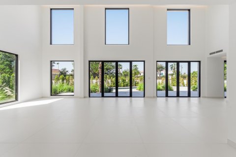 Вилла с 4 спальнями в Jumeirah Islands, ОАЭ №208691 5