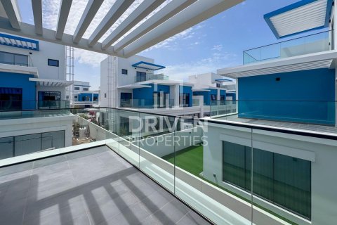 5 bedrooms Townhouse in Damac Lagoons, UAE No. 191544 25