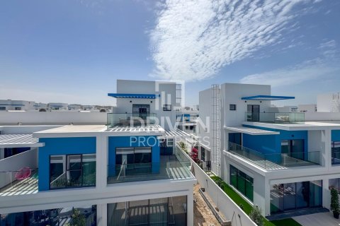 5 bedrooms Townhouse in Damac Lagoons, UAE No. 191544 4