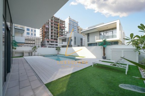 4 bedrooms Villa in Murooj Al Furjan, UAE No. 165316 16