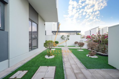 4 bedrooms Villa in Murooj Al Furjan, UAE No. 165316 28