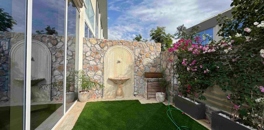 2 غرف نوم تاون هاوس  رقم 131966