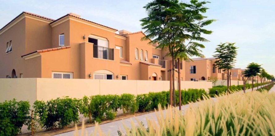 4 bedrooms Villa  No. 131964