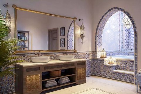 Commercial property de 3 dormitorios en Ghantoot, UAE No. 79633 10