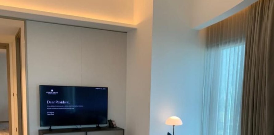 Апартаменты в отеле с 2 спальнями в Address Harbour Point, ОАЭ №160165