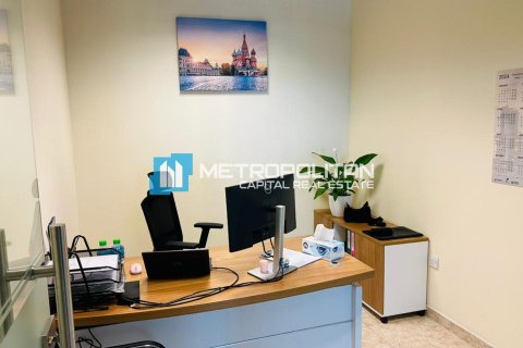 169.9m² Office in Al Reem Island, UAE No. 47404 7