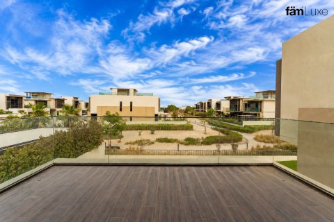 Villa de 4 dormitorios en Dubai Hills Estate, UAE No. 200226 9