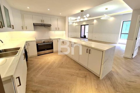 Appartement de 4 chambres  No. 114348 16