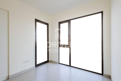 Villa de 3 dormitorios en EMAAR South, UAE No. 137915 12