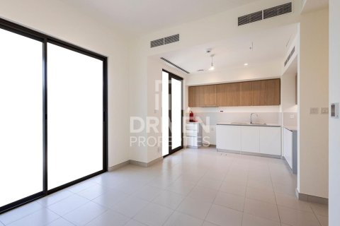 Villa de 3 dormitorios en EMAAR South, UAE No. 137915
